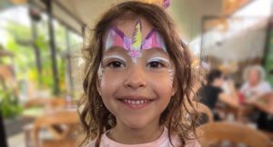 לא הולכת לבי״ס | אחדות - אורן כנען